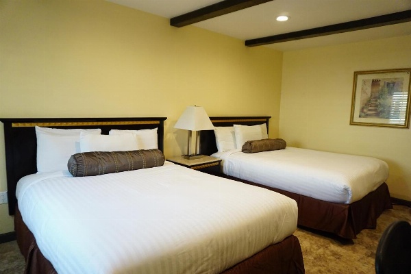 Tuscan Garden Inn image 18