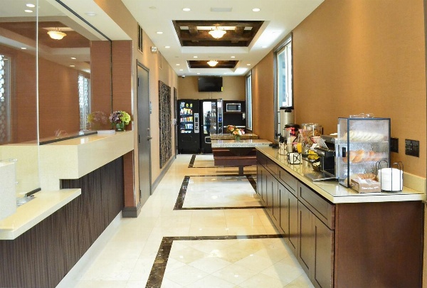 Tuscan Garden Inn image 39