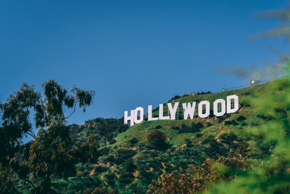 Discovering the Vibrant City of Los Angeles: An Introduction to Its Rich Culture, Diversity, and Weather